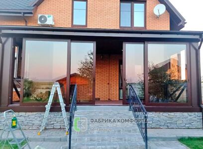 Остекление загородного пространства: когда уют - не роскошь, а продуманный выбор